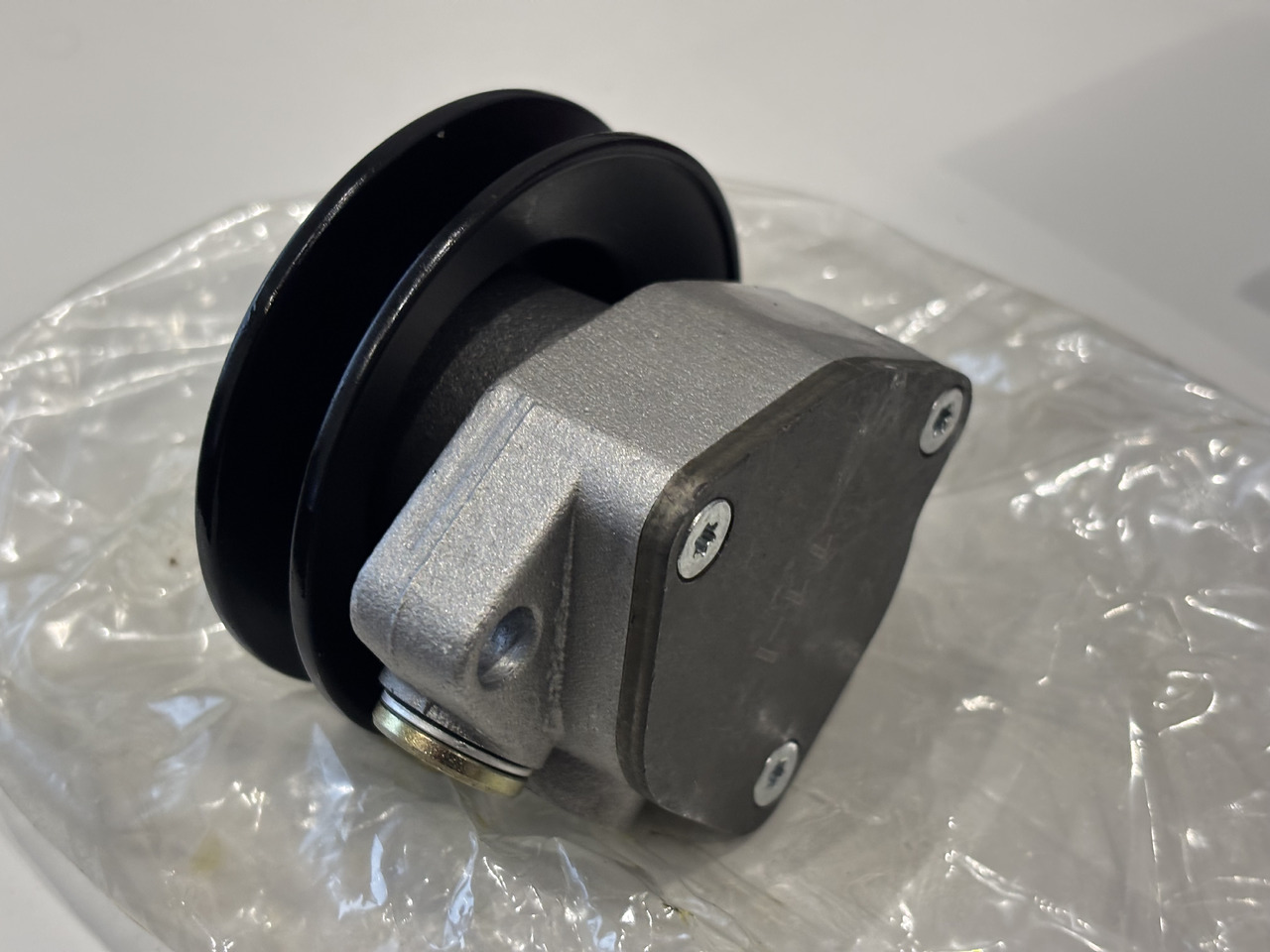 Claas Pompa paliwa Claas Deutz Fahr Fendt New Holland Volvo 6005029137 - Fuel pump for Agricultural machinery: picture 2 Claas Pompa paliwa Claas Deutz Fahr Fendt New Holland Volvo 6005029137 - Fuel pump for Agricultural machinery: picture 2