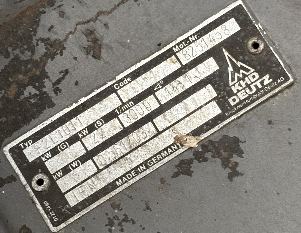 Deutz F2L1011 Silnik Blok Koło Zamachowe Tłok Pokrywa CZĘŚCI - Flywheel for Agricultural machinery: picture 2 Deutz F2L1011 Silnik Blok Koło Zamachowe Tłok Pokrywa CZĘŚCI - Flywheel for Agricultural machinery: picture 2