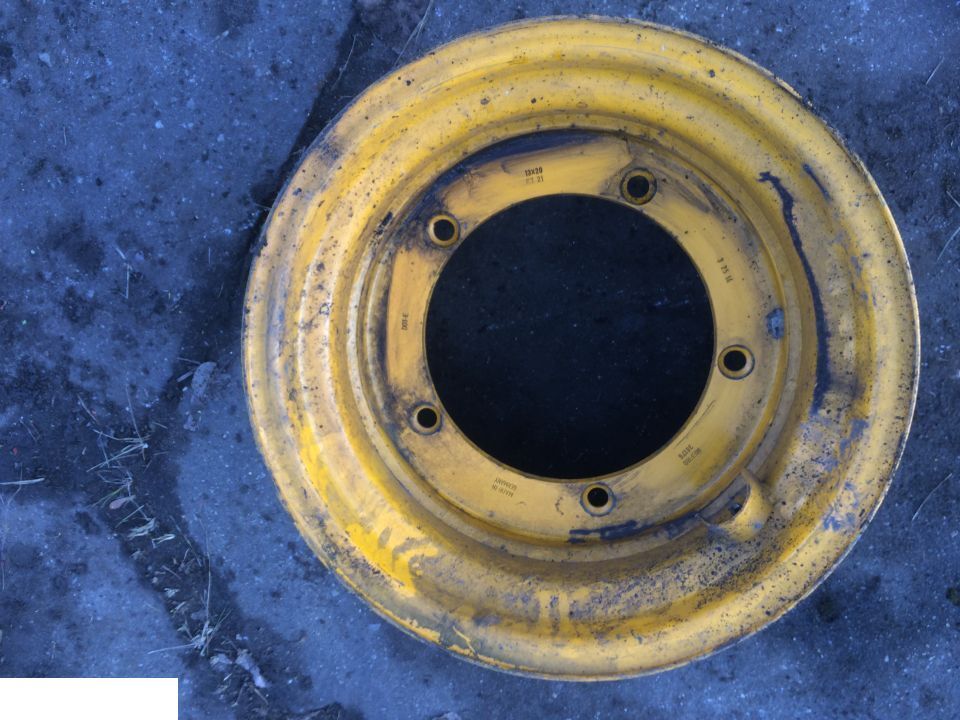 FELGA 28xDW15L John deere - Rim for Agricultural machinery: picture 1 FELGA 28xDW15L John deere - Rim for Agricultural machinery: picture 1