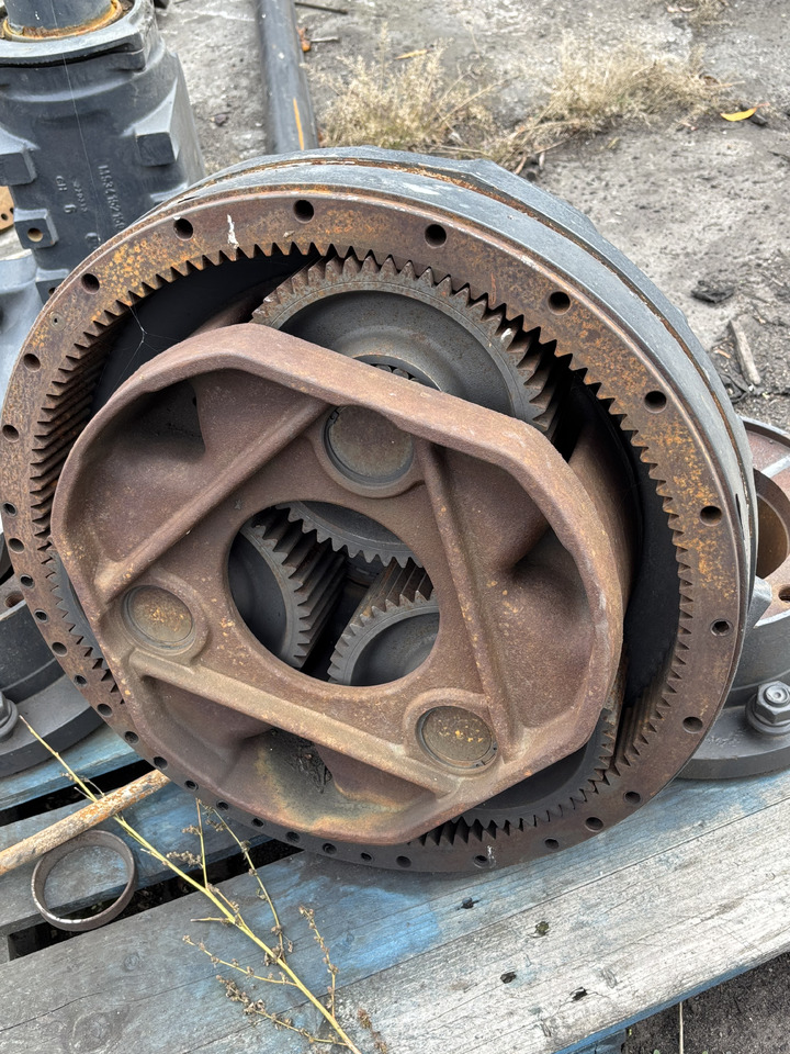 FENDT 930 933 936 Zwolnica Wał Obudowa Tylnej Osi 926101150070 934151150010 931150150030 - Final drive for Agricultural machinery: picture 2 FENDT 930 933 936 Zwolnica Wał Obudowa Tylnej Osi 926101150070 934151150010 931150150030 - Final drive for Agricultural machinery: picture 2