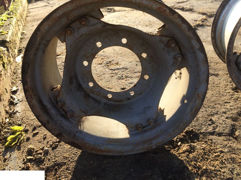 Felga W12x24 , Felga Case 12x24 - Rim for Agricultural machinery: picture 5 Felga W12x24 , Felga Case 12x24 - Rim for Agricultural machinery: picture 5
