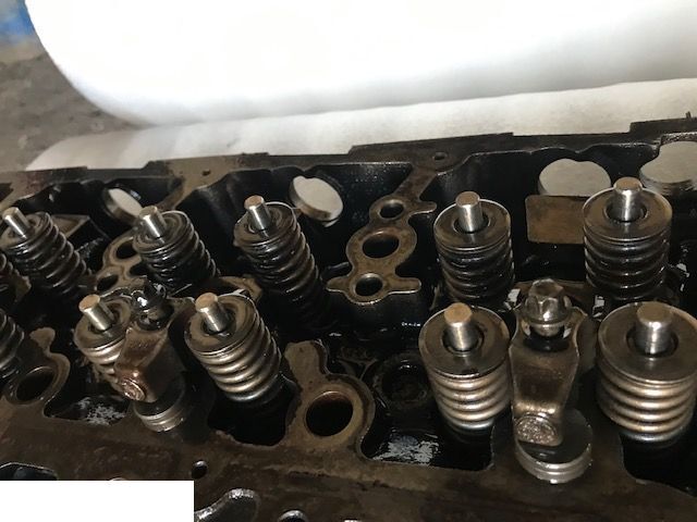 Fendt 930 933 936 939 - Głowica - Cylinder head for Agricultural machinery: picture 3 Fendt 930 933 936 939 - Głowica - Cylinder head for Agricultural machinery: picture 3