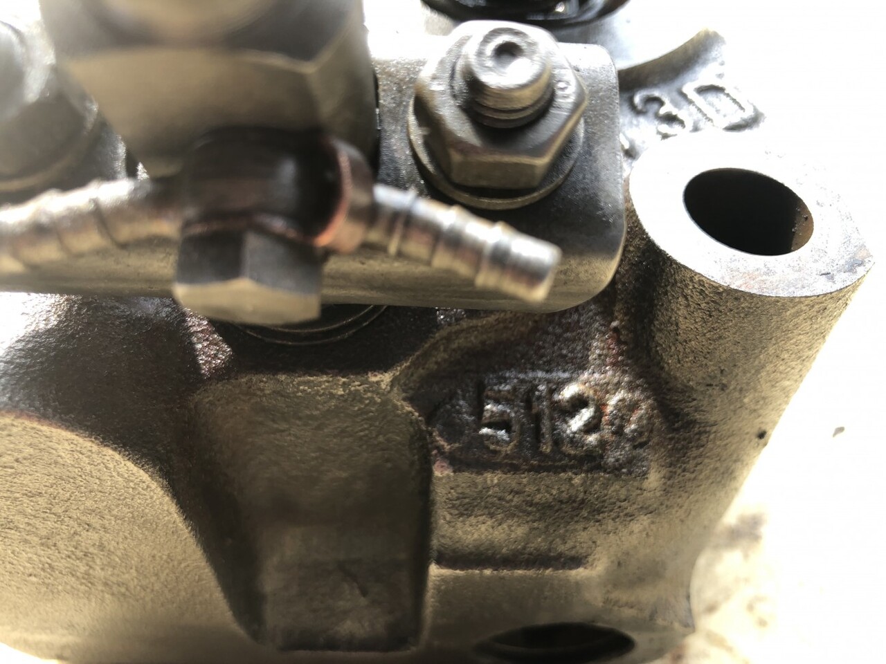 Fendt-głowica/Fendt 509 - Cylinder head for Agricultural machinery: picture 3 Fendt-głowica/Fendt 509 - Cylinder head for Agricultural machinery: picture 3