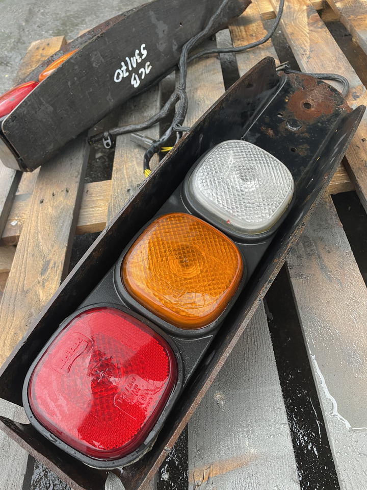 JCB 531 541 - lampy tylne 700/50-129 - Tail light for Construction machinery: picture 3 JCB 531 541 - lampy tylne 700/50-129 - Tail light for Construction machinery: picture 3