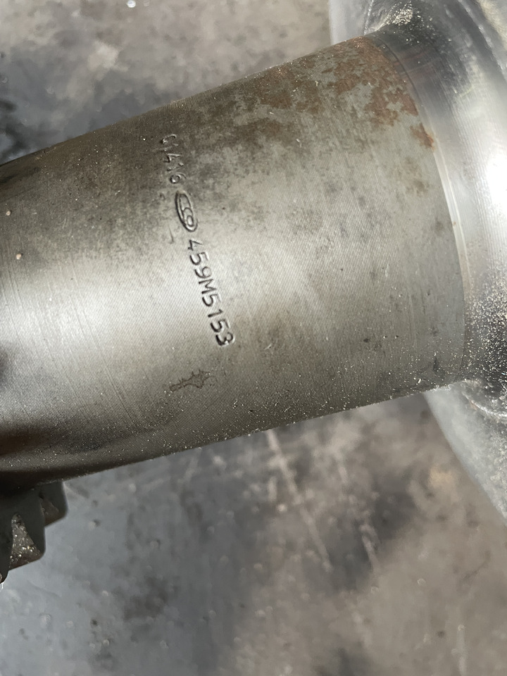 JCB 535 527 - wałek skrzyni biegów 459M5153 - Gearbox and parts for Material handling equipment: picture 5 JCB 535 527 - wałek skrzyni biegów 459M5153 - Gearbox and parts for Material handling equipment: picture 5