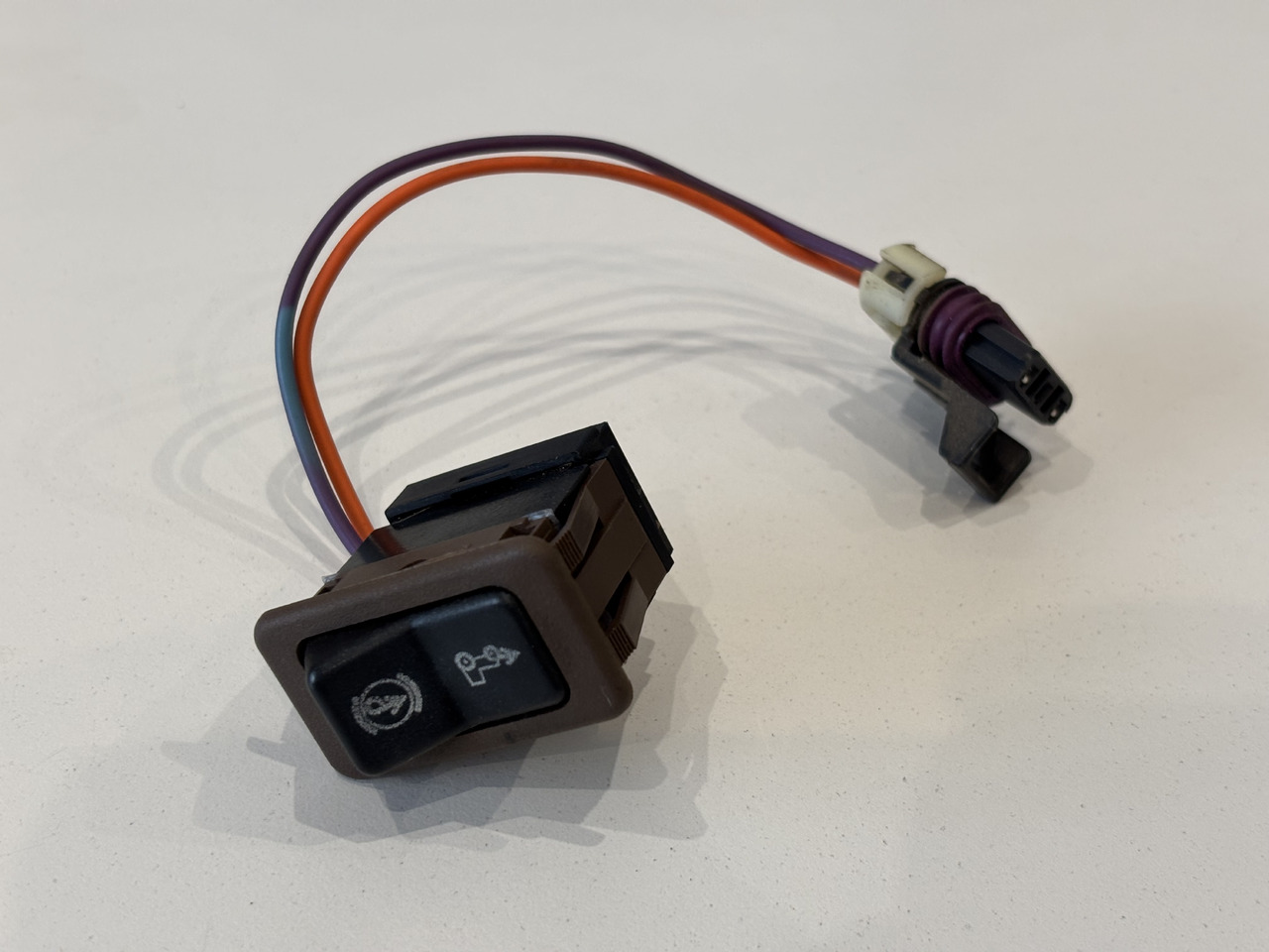 John Deere 6110 6210 Przełącznik Przycisk AL114044 - Electrical system for Agricultural machinery: picture 1 John Deere 6110 6210 Przełącznik Przycisk AL114044 - Electrical system for Agricultural machinery: picture 1