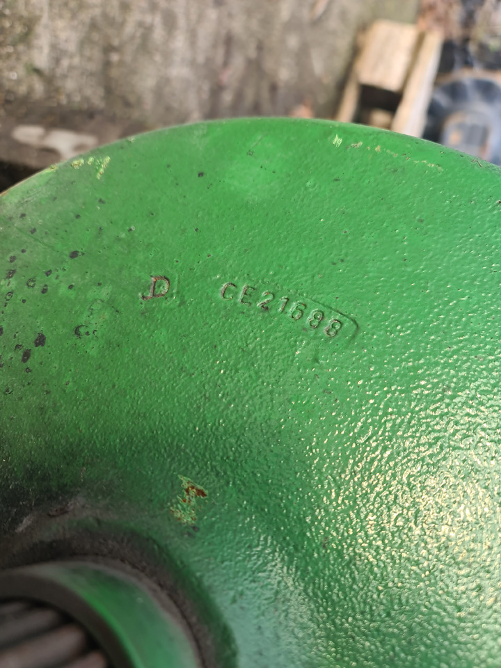 John Deere 7180 7480 8100 8500 9600 S660 T5 T6 T660 W650 Bęben Hamulcowy CE21688 - Brake drum for Agricultural machinery: picture 1 John Deere 7180 7480 8100 8500 9600 S660 T5 T6 T660 W650 Bęben Hamulcowy CE21688 - Brake drum for Agricultural machinery: picture 1
