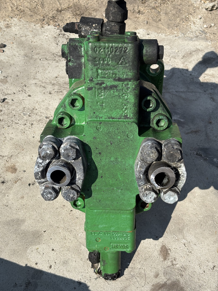 John Deere 8200 8400 8600 9500 9800 Hydromotor AXE78687 - Hydraulic motor for Agricultural machinery: picture 2 John Deere 8200 8400 8600 9500 9800 Hydromotor AXE78687 - Hydraulic motor for Agricultural machinery: picture 2