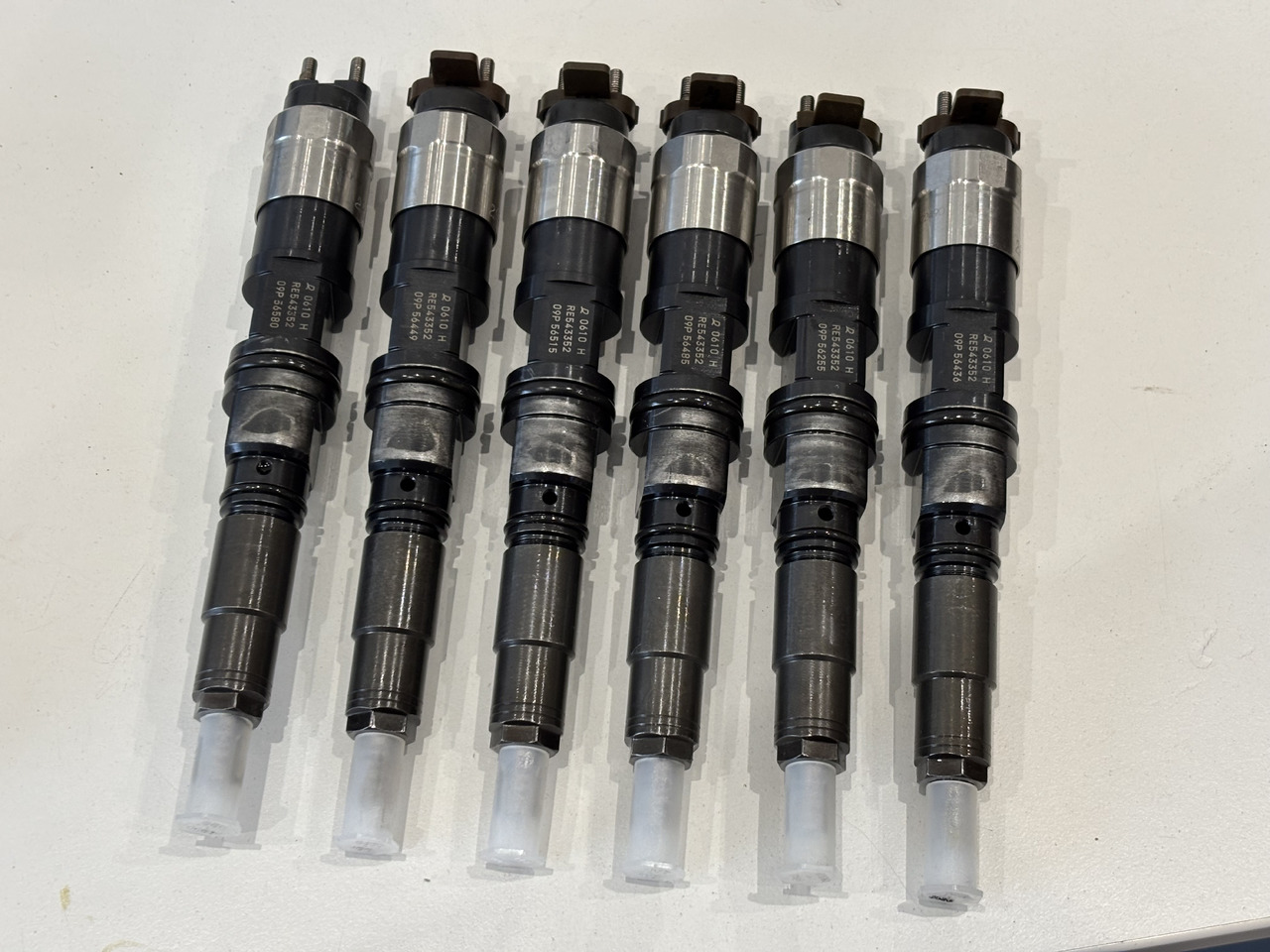 John Deere 9.0L HPCR RE543352 Wtryskiwacz Wtryskiwacze 095000-0610 RE543605 0610 PO REGENERACJI - Injector for Agricultural machinery: picture 1 John Deere 9.0L HPCR RE543352 Wtryskiwacz Wtryskiwacze 095000-0610 RE543605 0610 PO REGENERACJI - Injector for Agricultural machinery: picture 1