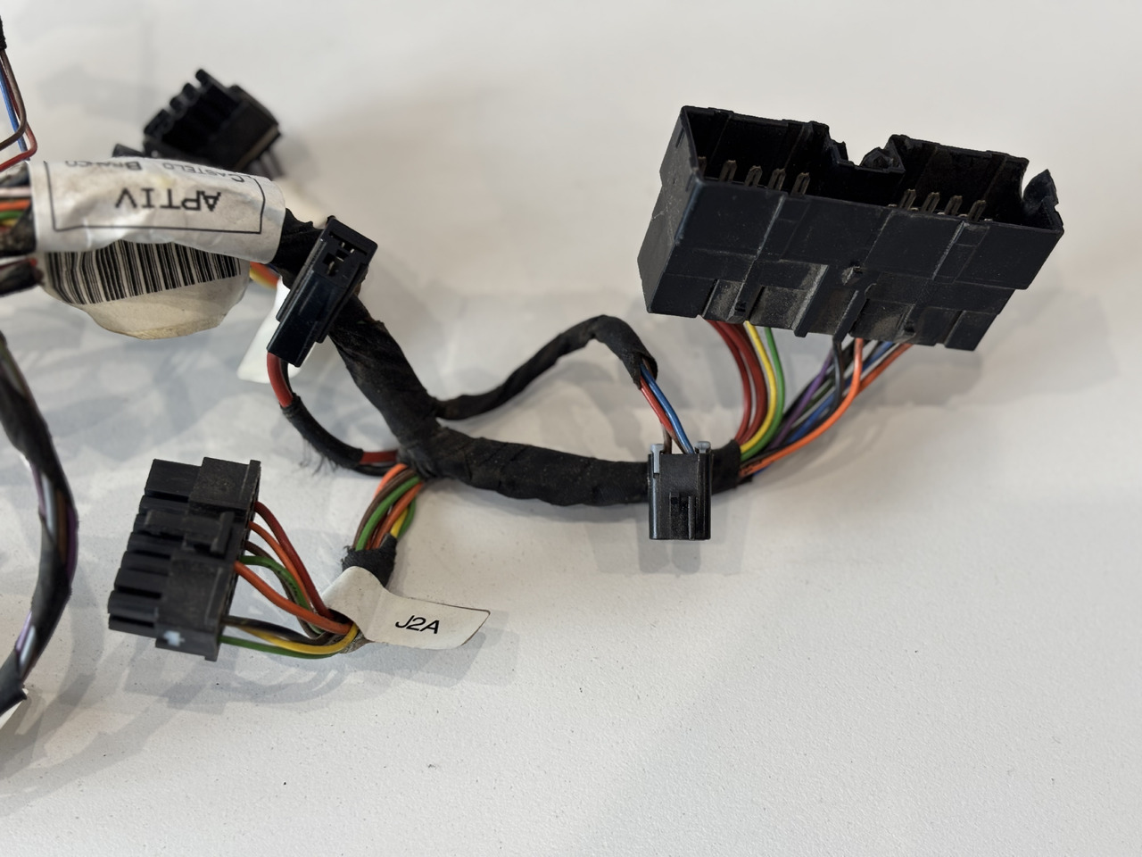 John Deere Wiązka Elektronika Kabli Podłokietnika NGOI MFTC AL222738 - Cables/ Wire harness for Agricultural machinery: picture 2 John Deere Wiązka Elektronika Kabli Podłokietnika NGOI MFTC AL222738 - Cables/ Wire harness for Agricultural machinery: picture 2