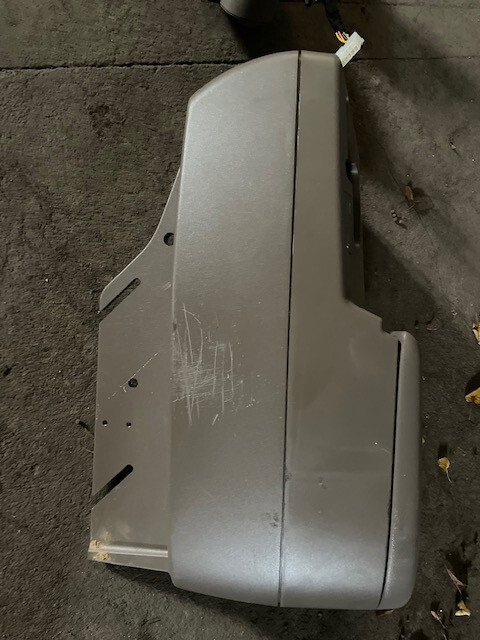 John deere podłokietnik do adaptacji własnej - Seat for Agricultural machinery: picture 3 John deere podłokietnik do adaptacji własnej - Seat for Agricultural machinery: picture 3