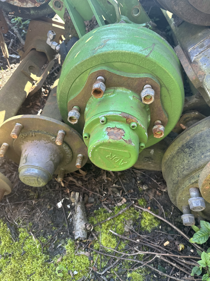 Krone Comprima - oś Piasta koła - Wheel hub for Agricultural machinery: picture 2 Krone Comprima - oś Piasta koła - Wheel hub for Agricultural machinery: picture 2