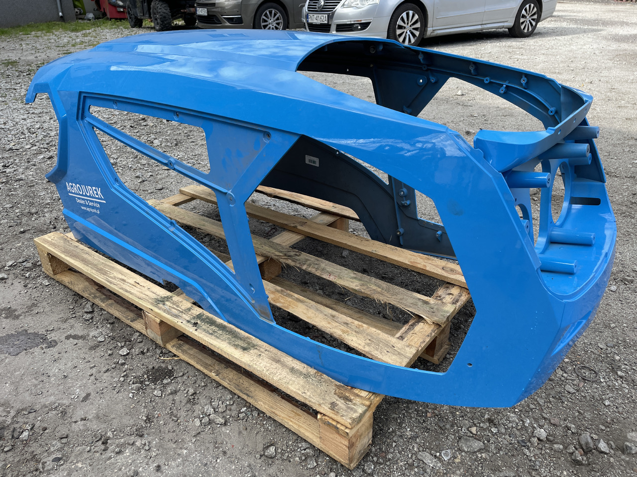 Landini 4-080 2013r. - maska silnika - Hood for Agricultural machinery: picture 3 Landini 4-080 2013r. - maska silnika - Hood for Agricultural machinery: picture 3