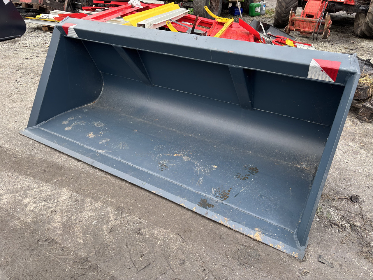 Łyżka Objętościowa 2,3m 1,01 m3 z mocowaniem do ładowarki Manitou. - Loader bucket: picture 5 Łyżka Objętościowa 2,3m 1,01 m3 z mocowaniem do ładowarki Manitou. - Loader bucket: picture 5