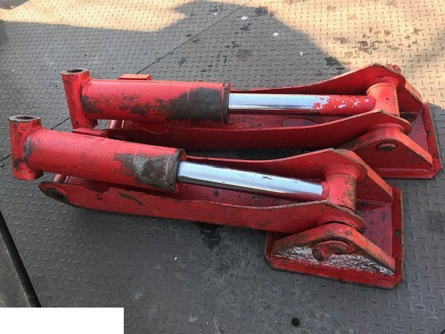 Manitou 1435 - Podpory Łapy - Frame/ Chassis for Material handling equipment: picture 1 Manitou 1435 - Podpory Łapy - Frame/ Chassis for Material handling equipment: picture 1