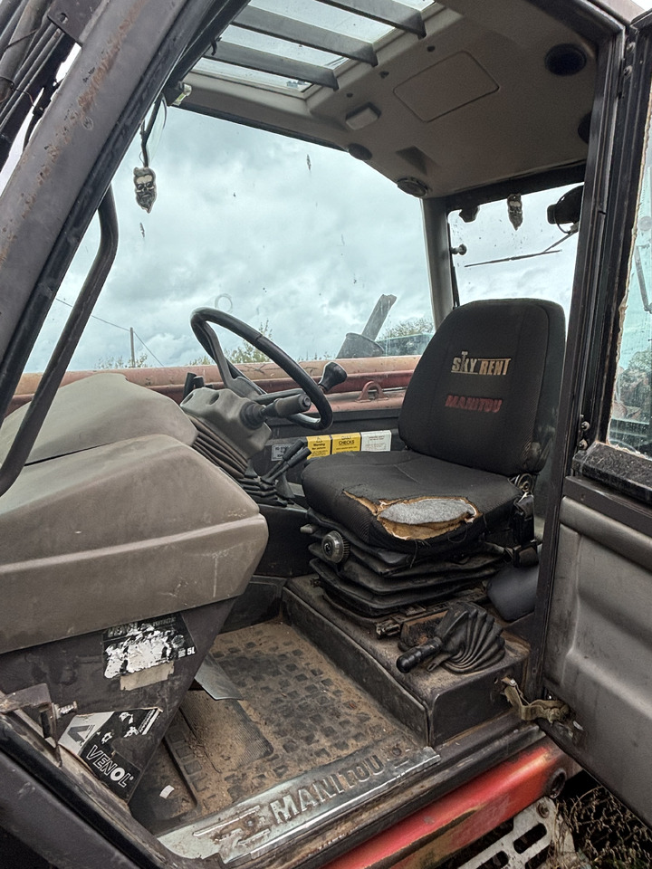 Manitou MT 1740 SLT - Ładowarka Teleskopowa - Fotel Kanapa Siedzenie Kierowcy - Seat for Telescopic handler: picture 1 Manitou MT 1740 SLT - Ładowarka Teleskopowa - Fotel Kanapa Siedzenie Kierowcy - Seat for Telescopic handler: picture 1