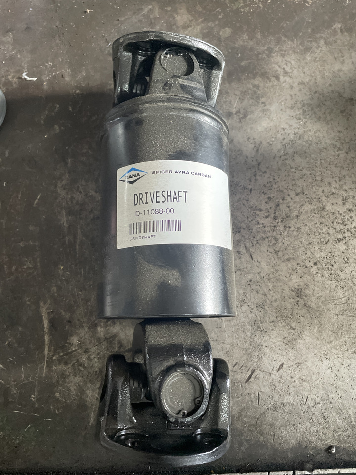 Manitou MT1235 MT1335 - wał kardana 226235 - Drive shaft for Material handling equipment: picture 1 Manitou MT1235 MT1335 - wał kardana 226235 - Drive shaft for Material handling equipment: picture 1