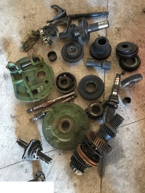 Massey Ferguson Dyna 6 - CZĘŚCI - Gearbox for Agricultural machinery: picture 3 Massey Ferguson Dyna 6 - CZĘŚCI - Gearbox for Agricultural machinery: picture 3