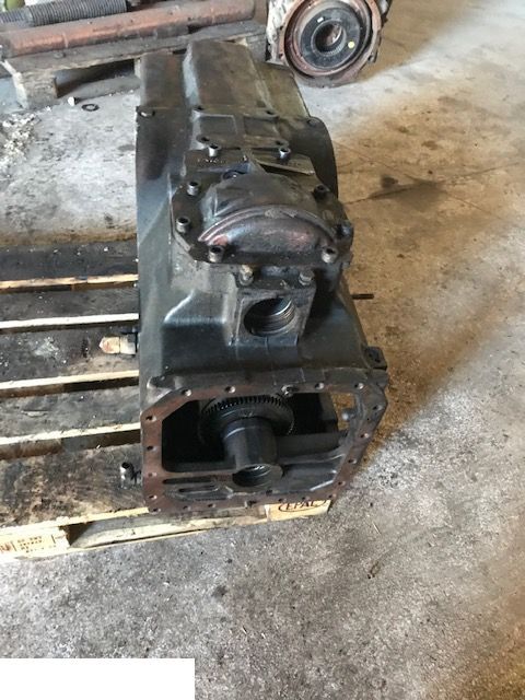 Massey Ferguson Dyna 6 - Skrzynia - Gearbox for Agricultural machinery: picture 1 Massey Ferguson Dyna 6 - Skrzynia - Gearbox for Agricultural machinery: picture 1