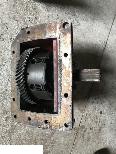 Massey Ferguson - Przystawka Przedniego Napęd - Transmission for Agricultural machinery: picture 2 Massey Ferguson - Przystawka Przedniego Napęd - Transmission for Agricultural machinery: picture 2