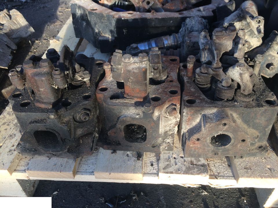 Mercedes OM502LA Głowica - Cylinder head for Agricultural machinery: picture 2 Mercedes OM502LA Głowica - Cylinder head for Agricultural machinery: picture 2