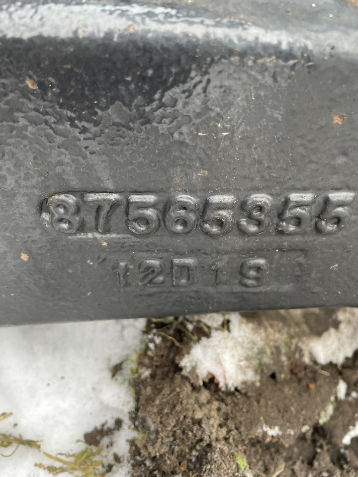 New Holland T 6.175 T6175 - most przedni oś Carraro CZĘŚCI - Front axle for Agricultural machinery: picture 1 New Holland T 6.175 T6175 - most przedni oś Carraro CZĘŚCI - Front axle for Agricultural machinery: picture 1