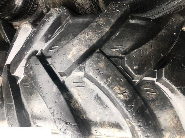 Opona Merlo - 405/70 r20 - Tire for Material handling equipment: picture 5 Opona Merlo - 405/70 r20 - Tire for Material handling equipment: picture 5