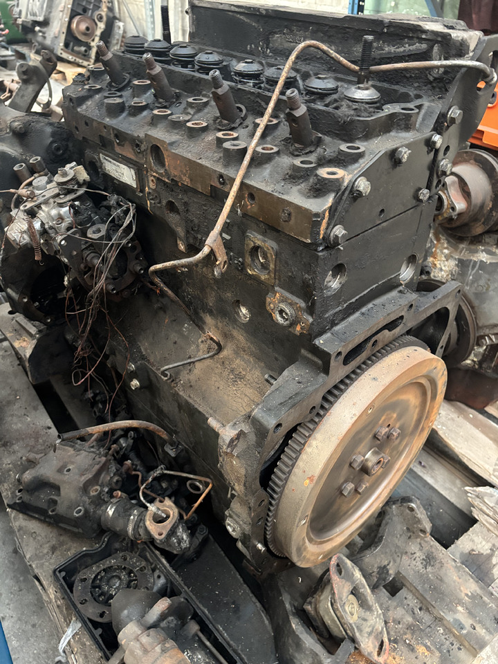 Perkins AB50557 1727/2200 Silnik CZĘŚCI - Engine and parts for Agricultural machinery: picture 3 Perkins AB50557 1727/2200 Silnik CZĘŚCI - Engine and parts for Agricultural machinery: picture 3