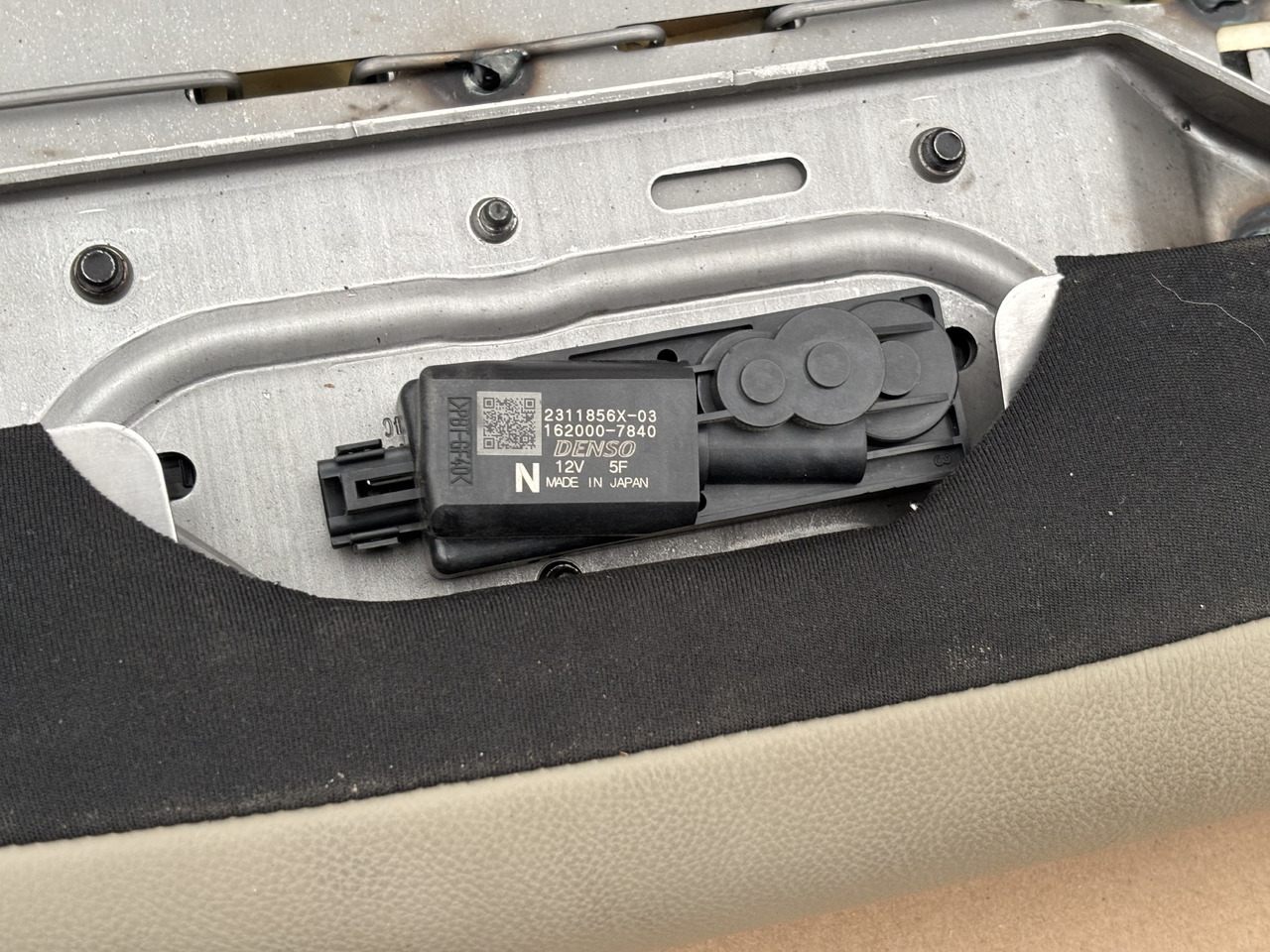 Siedzisko Skórzane John Deere Skórzane Oryginał RE174401 - Seat for Agricultural machinery: picture 5 Siedzisko Skórzane John Deere Skórzane Oryginał RE174401 - Seat for Agricultural machinery: picture 5