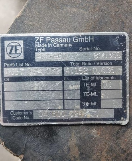 Skrzynia biegów ZF 4WG 4WG-210 Hitachi Case Komatsu - Gearbox for Agricultural machinery: picture 2 Skrzynia biegów ZF 4WG 4WG-210 Hitachi Case Komatsu - Gearbox for Agricultural machinery: picture 2