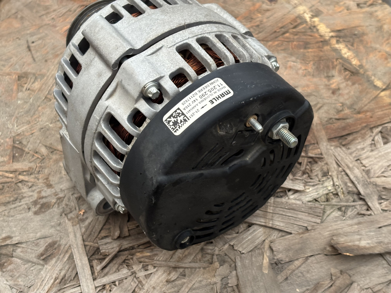 Mahle 11.205.290 John Deere DZ117825 NOWY - Spare parts for Agricultural machinery: picture 1 Mahle 11.205.290 John Deere DZ117825 NOWY - Spare parts for Agricultural machinery: picture 1