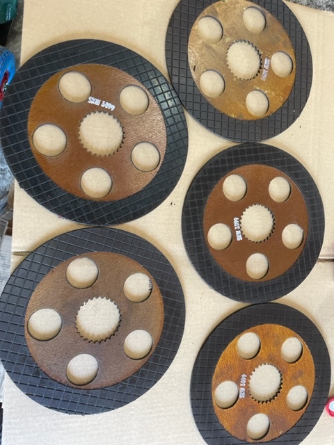 Valtra t140 - t190 tarcze hamulcowe - Brake disc for Agricultural machinery: picture 1 Valtra t140 - t190 tarcze hamulcowe - Brake disc for Agricultural machinery: picture 1