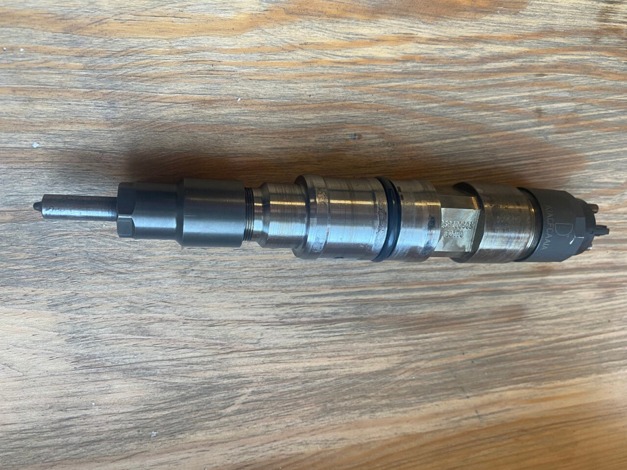 Wtryski BOSCH 0445124007 - Fendt seria 900 SCR - Injector for Agricultural machinery: picture 2 Wtryski BOSCH 0445124007 - Fendt seria 900 SCR - Injector for Agricultural machinery: picture 2