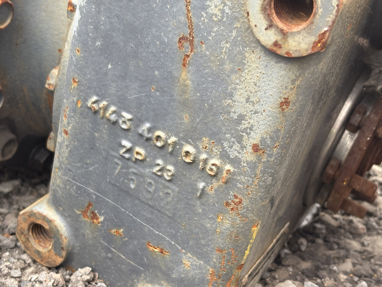 Final drive for Agricultural machinery ZF AP-B755 2HL-100 Most Tylni Oś Tylnia Skrzynia Biegów Zwolnica Zwrotnica Pochwa CZĘŚCI: picture 8 Final drive for Agricultural machinery ZF AP-B755 2HL-100 Most Tylni Oś Tylnia Skrzynia Biegów Zwolnica Zwrotnica Pochwa CZĘŚCI: picture 8