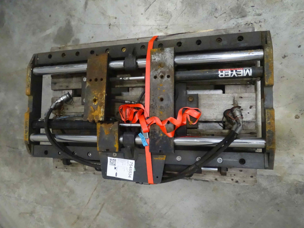 Meyer 6-2606F-Z - Attachment for Material handling equipment: picture 4 Meyer 6-2606F-Z - Attachment for Material handling equipment: picture 4