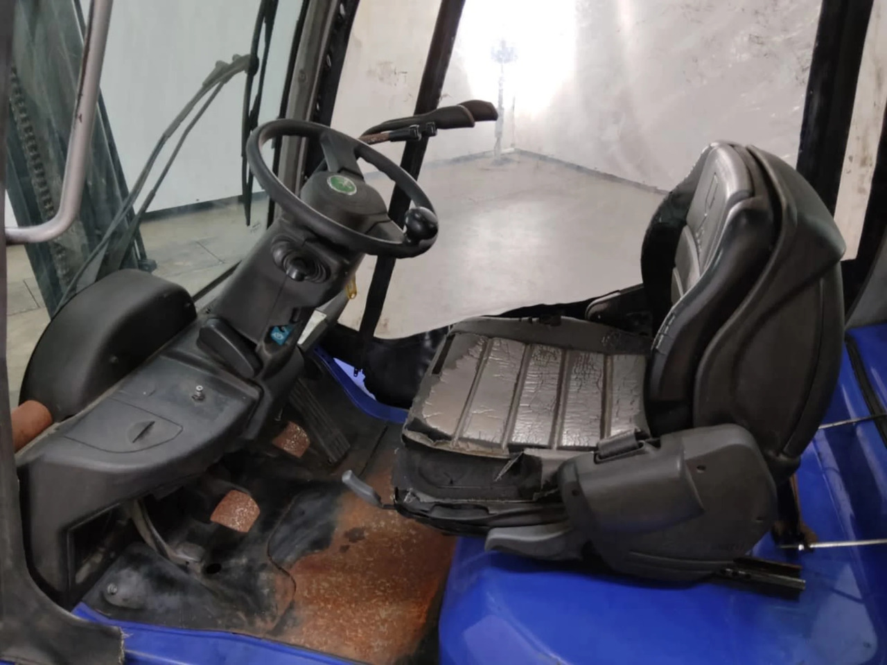 Cesab M325G - LPG forklift: picture 4 Cesab M325G - LPG forklift: picture 4