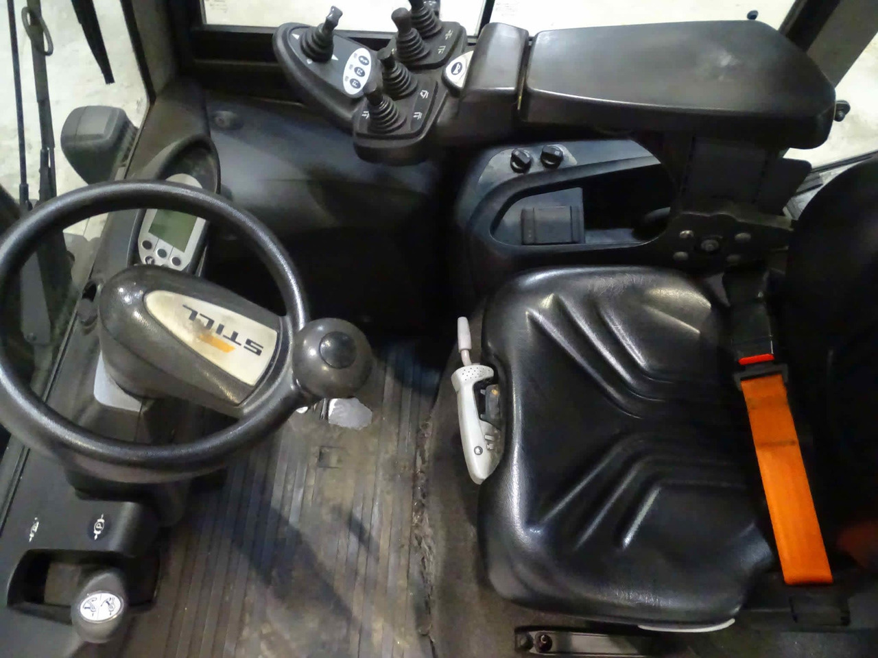 STILL RX70-50 - Diesel forklift: picture 4 STILL RX70-50 - Diesel forklift: picture 4