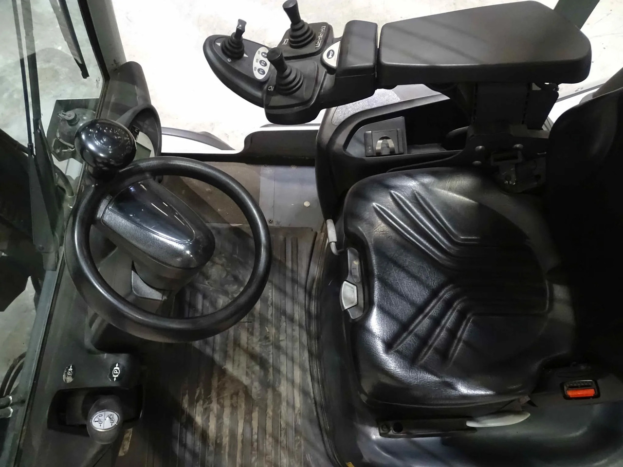 STILL RX70-50T/600 - Diesel forklift: picture 3 STILL RX70-50T/600 - Diesel forklift: picture 3