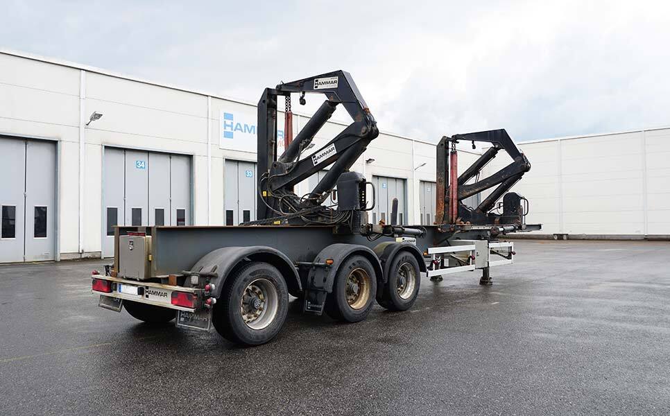 Hammar 160 HS, Sideloader, 33 tonnes SWL (20'-40') - Container transporter/ Swap body semi-trailer: picture 2 Hammar 160 HS, Sideloader, 33 tonnes SWL (20'-40') - Container transporter/ Swap body semi-trailer: picture 2