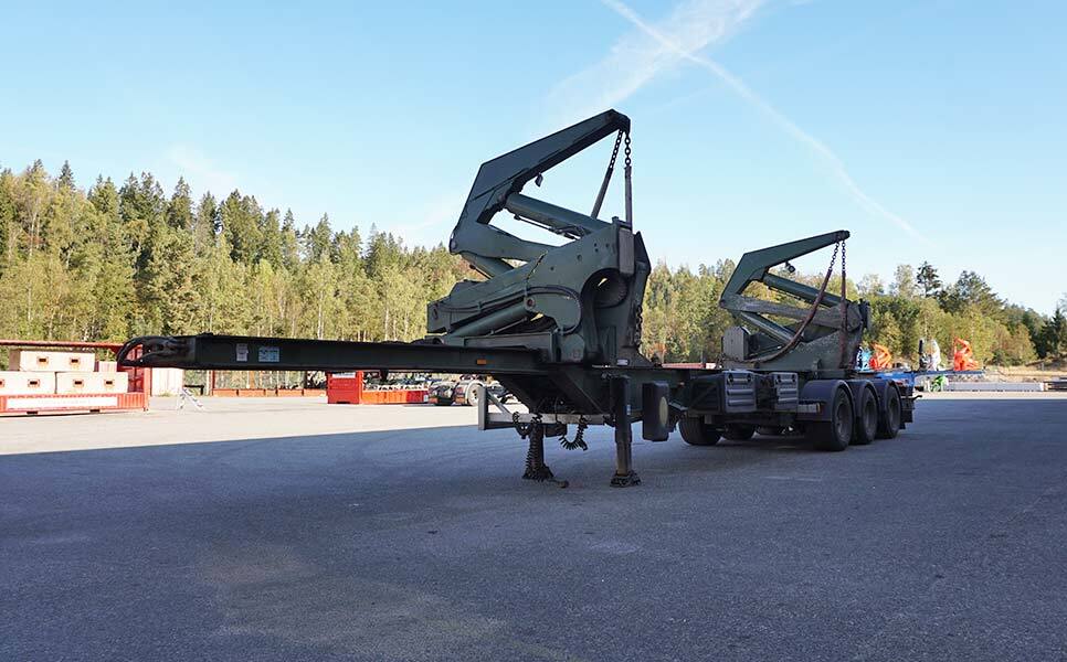 Hammar 195 S, Sideloader, 33 tonnes SWL (20'-40') - Container transporter/ Swap body semi-trailer: picture 3 Hammar 195 S, Sideloader, 33 tonnes SWL (20'-40') - Container transporter/ Swap body semi-trailer: picture 3