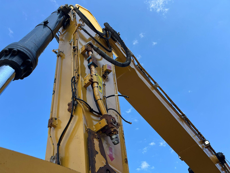 Crawler excavator Caterpillar 352 F CENTRAL LUBRICATION / AC: picture 12