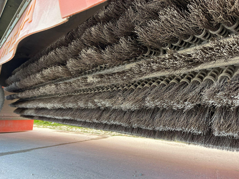Road sweeper Iveco Fresia F 2000 4x4 SNOW PLOW / BROOM / BLOWER: picture 10