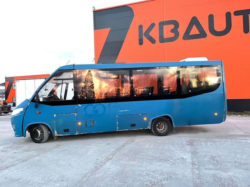 Iveco Kapena Thesi 7 PCS AVAILABLE /EURO 6 / 27 SEATS+5 STANDING / AC / AUXILIARY HEATING - Minibus, People carrier: picture 4 Iveco Kapena Thesi 7 PCS AVAILABLE /EURO 6 / 27 SEATS+5 STANDING / AC / AUXILIARY HEATING - Minibus, People carrier: picture 4
