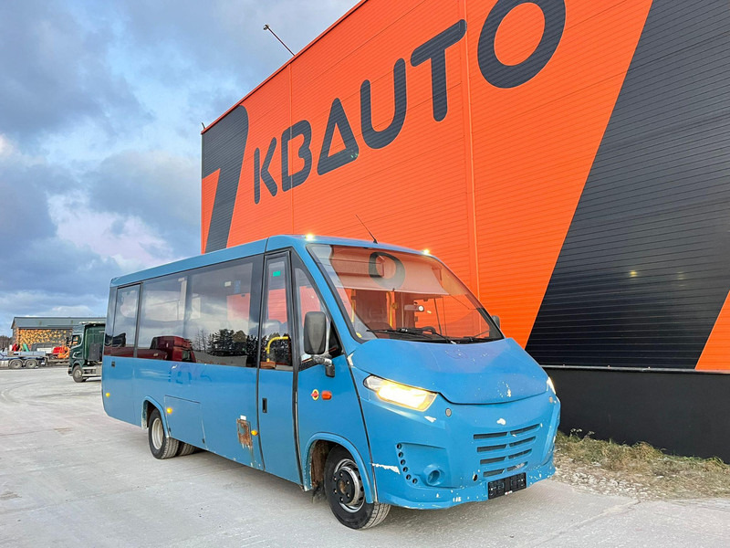 Iveco Kapena Thesi 7 PCS AVAILABLE /EURO 6 / 27 SEATS+5 STANDING / AC / AUXILIARY HEATING - Minibus, People carrier: picture 1 Iveco Kapena Thesi 7 PCS AVAILABLE /EURO 6 / 27 SEATS+5 STANDING / AC / AUXILIARY HEATING - Minibus, People carrier: picture 1