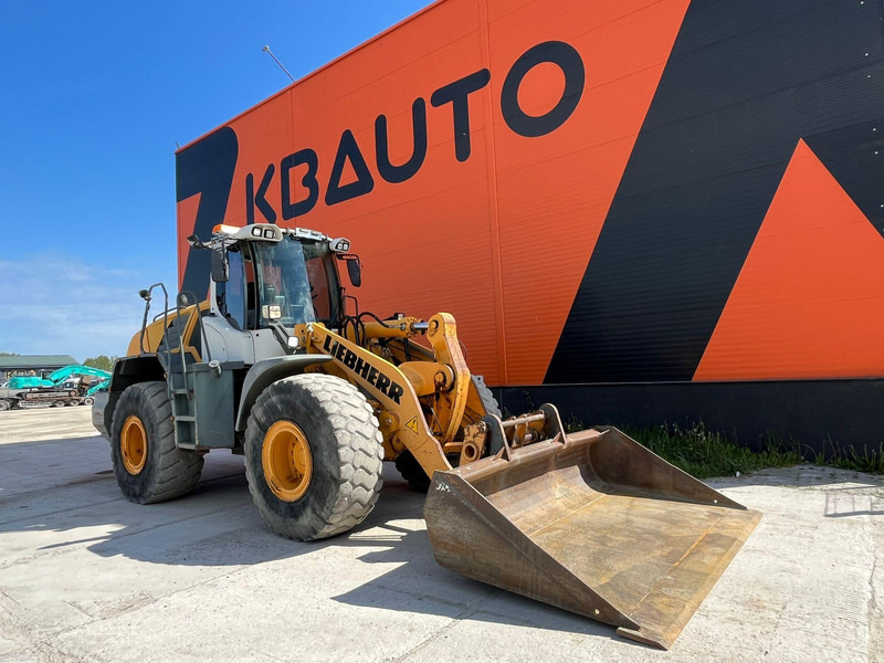 Liebherr L 550 4X4 AC / CENTRL LUBRICATION / SCALES - Wheel loader: picture 3 Liebherr L 550 4X4 AC / CENTRL LUBRICATION / SCALES - Wheel loader: picture 3