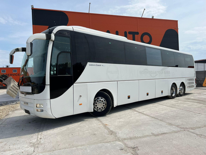 MAN R 08 Lion`s Coach EURO 6 / 59 SEATS / AC / AUXILIARY HEATING / WC / 2x FRIDGE - Coach: picture 3 MAN R 08 Lion`s Coach EURO 6 / 59 SEATS / AC / AUXILIARY HEATING / WC / 2x FRIDGE - Coach: picture 3