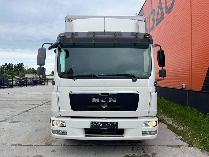 MAN TGL 12.220 4x2 BOX L=5945 mm - Box truck: picture 2 MAN TGL 12.220 4x2 BOX L=5945 mm - Box truck: picture 2