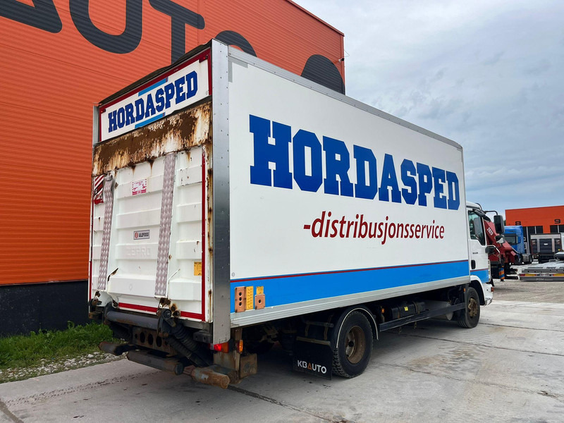 MAN TGL 12.220 4x2 BOX L=5945 mm - Box truck: picture 5 MAN TGL 12.220 4x2 BOX L=5945 mm - Box truck: picture 5