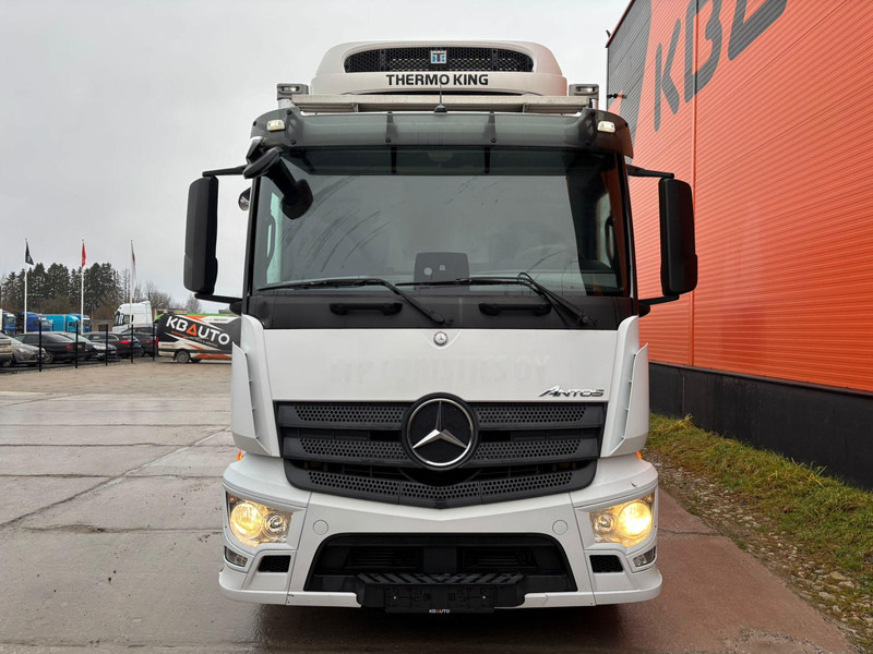 Mercedes-Benz Antos 1832 4x2 THERMOKING T-1200R / BOX L=8508 mm - Refrigerated truck: picture 3 Mercedes-Benz Antos 1832 4x2 THERMOKING T-1200R / BOX L=8508 mm - Refrigerated truck: picture 3