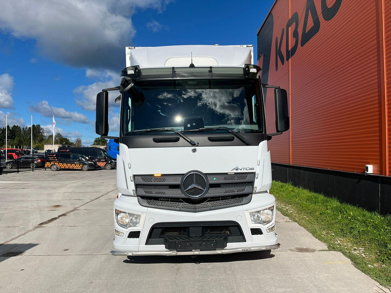 Mercedes-Benz Antos 2540L 6x2*4 THERMOKING UT SPECTRUM / BOX L=9522 mm - Refrigerated truck: picture 2 Mercedes-Benz Antos 2540L 6x2*4 THERMOKING UT SPECTRUM / BOX L=9522 mm - Refrigerated truck: picture 2
